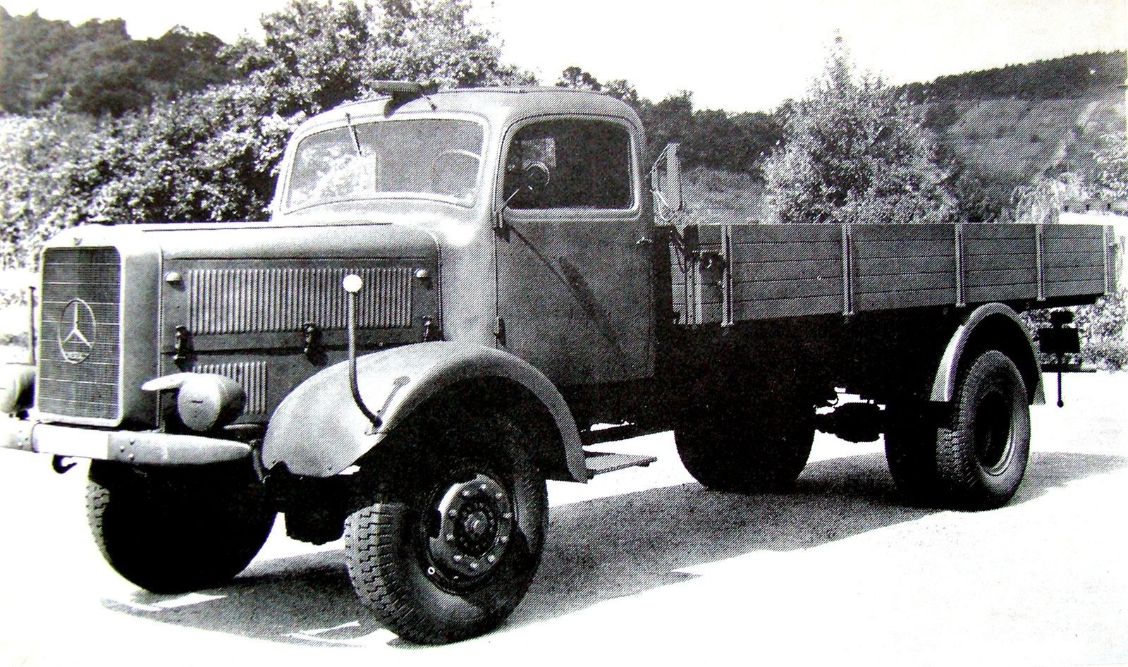 Полноприводный дизельный грузовик Mercedes-Benz L4500A. 1941-1944 гг.